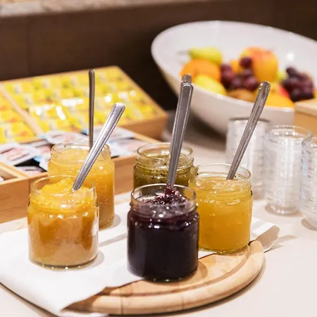 ホテル Mary Rose 2*