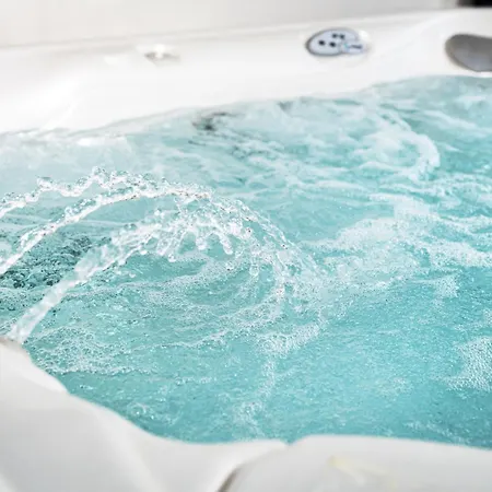 فندق Mary Rose لاتيزي