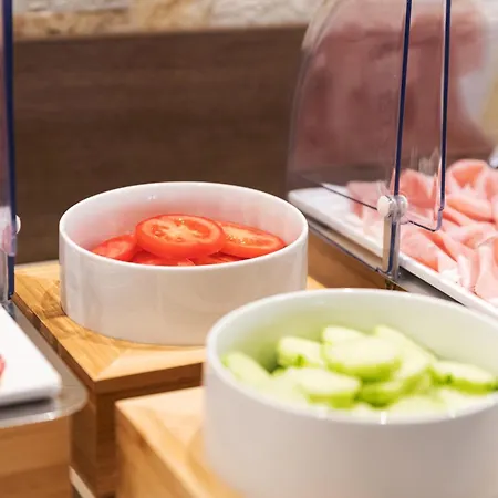 فندق Mary Rose 2*