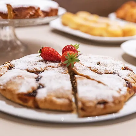 Mary Rose لاتيزي