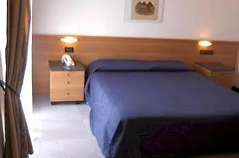 Mary Rose Hotel