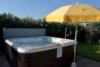 Mary Rose Hotel